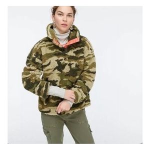 J Crew Oversized Camo Sherpa Shacket w/ Button Collar Size Small